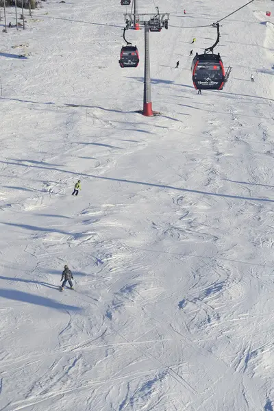Гірських лижах — стокове фото