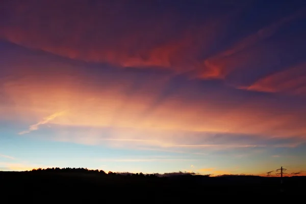 Sonnenuntergang mit Wolken — Stockfoto