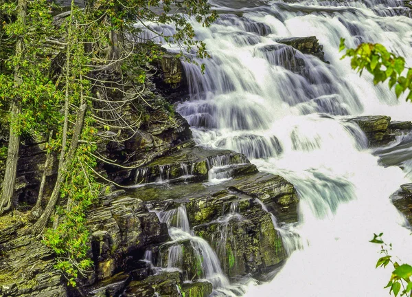 Mcdonald creek, glacier nationalpark, montana — Stockfoto