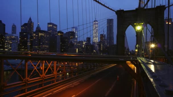 Brooklyn Bridge in de ochtend — Stockvideo