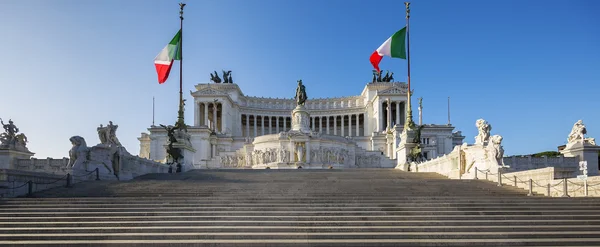 Denkmal vittorio emanuele ii — Stockfoto