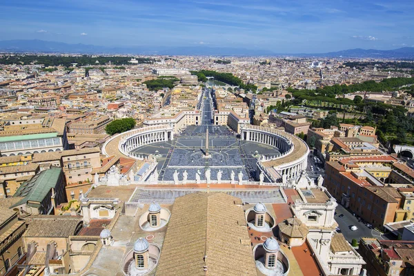 Vista da Praça São Pedro e Roma — Fotografia de Stock