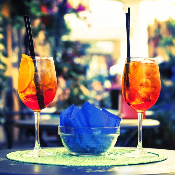 Two glasses of spritz — Stock Photo, Image