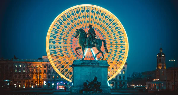 Berühmte Place Bellecour Statue Von König Ludwig Xiv Bei Nacht — Stockfoto