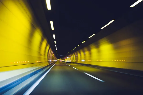 Bil Som Kör Genom Tunneln Lyon Frankrike — Stockfoto