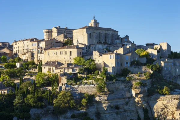 Vista da famosa aldeia medieval de Gordes — Fotografia de Stock