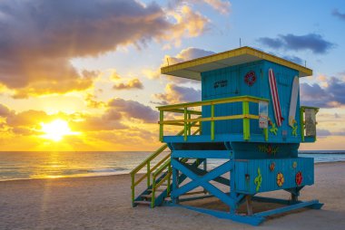 Miami South Beach gündoğumu adlı