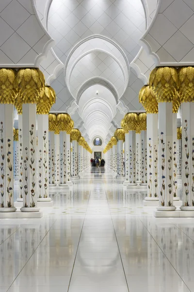 Colonnes Dans la Grande Mosquée Cheikh Zayed — Photo