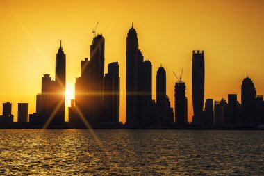 Dubai manzaraya gündoğumu