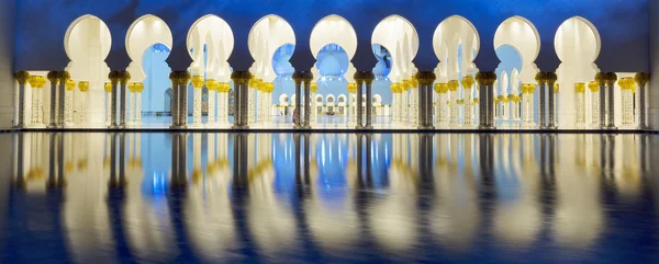 Part of Abu Dhabi mosque — Stock Photo, Image