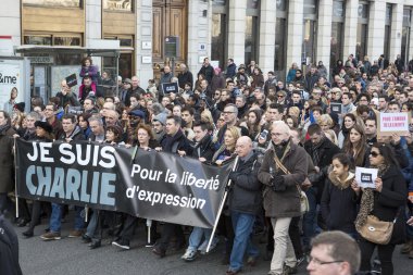 Lyon, Fransa - 11 Ocak 2015: Anti terörizm protesto. 4