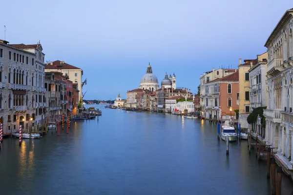 Widok na Kanał Grande i bazylikę Santa Maria della Salute — Zdjęcie stockowe