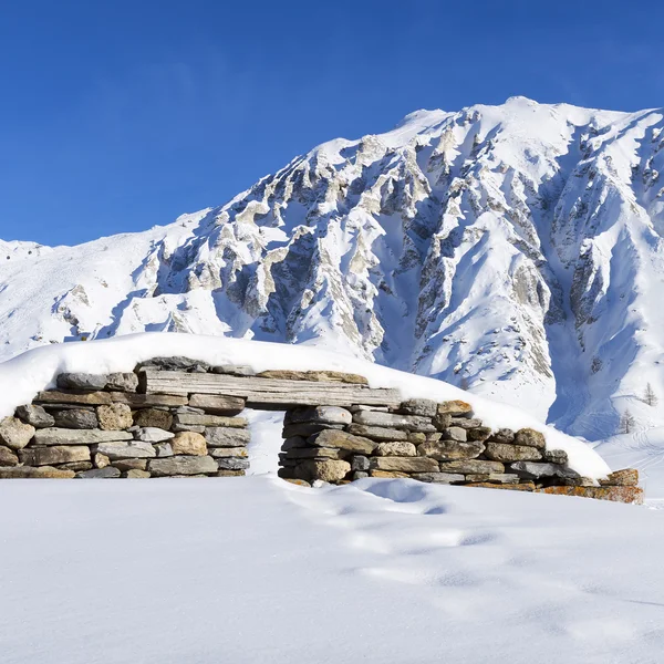 Ruines sous la neige — Photo