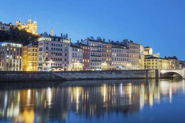 Vue de Lyon avec Saône la nuit — Photo
