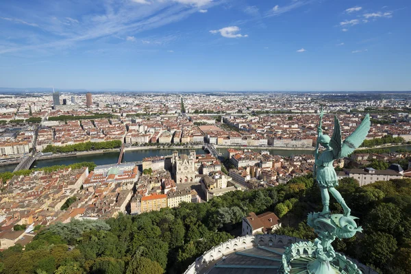 Visa Lyon från toppen av Notre Dame de Fourviere — Stockfoto