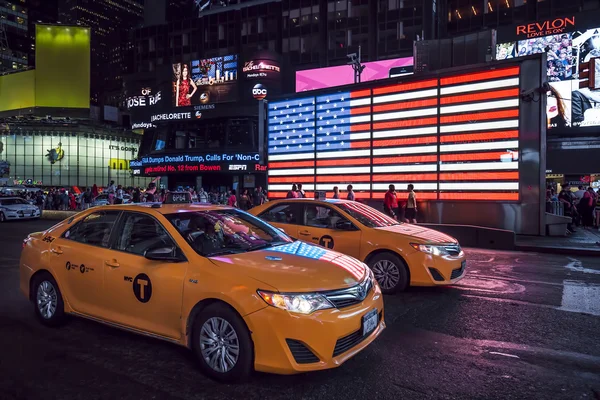 Times Square de noite — Fotografia de Stock