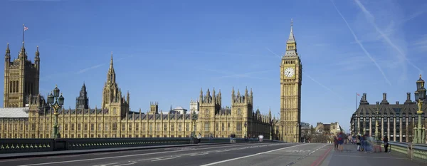 Panoramautsikt över Big Ben från bron — Stockfoto