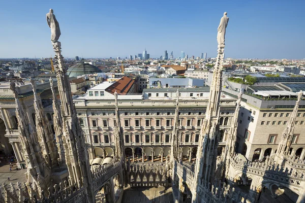 Θέα από τον καθεδρικό ναό Milan — Φωτογραφία Αρχείου
