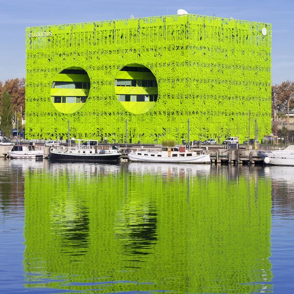 Euronews building and Saone river, Lyon. — Stock Photo, Image