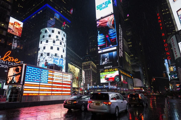 Times Square by night under the rain — Stock Photo, Image