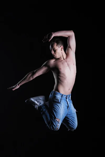 Mutlu dansçı atlama — Stok fotoğraf