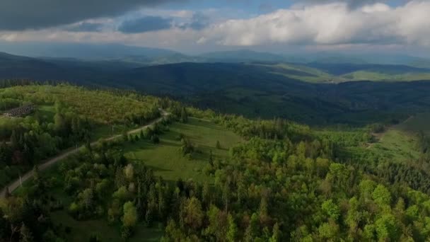 Karpat Dağları kuş uçuş yaz — Stok video