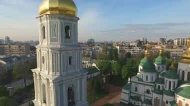 Kiev Ayasofya Meydanı ' nda Bohdan Khmelnytsky'e sırtında