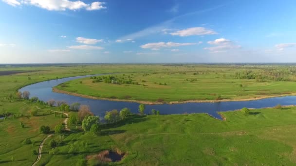 Het grondgebied van Oekraïne Dnjestr River. — Stockvideo