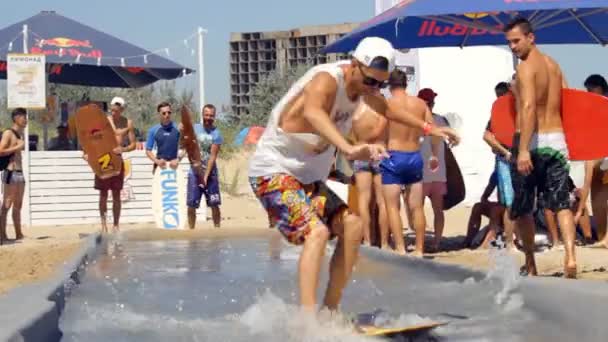 Skimboard sportfeest — Stockvideo