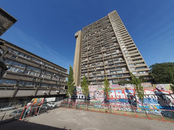 Trellick Tower in London — Stock Photo, Image