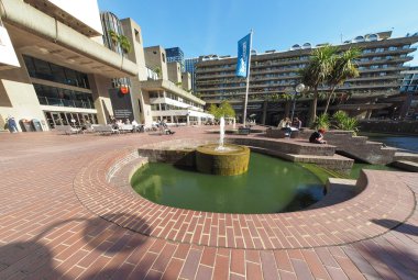Londra'da Barbican Merkezi