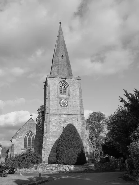 Village Green en Tanworth en Arden en blanco y negro — Foto de Stock