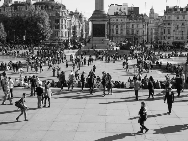 Trafalgar Square en Londres en blanco y negro —  Fotos de Stock