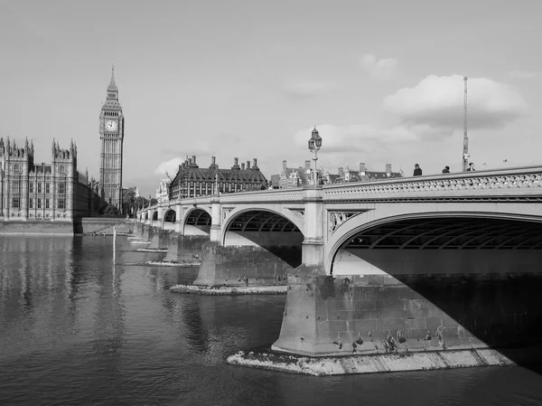 Houses of Parliament in London in black and white — Stock Photo, Image