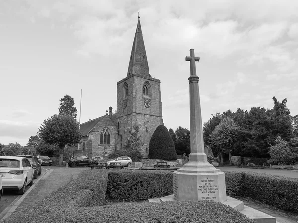 Tanworth in Arden, fekete-fehér zöld falu — Stock Fotó