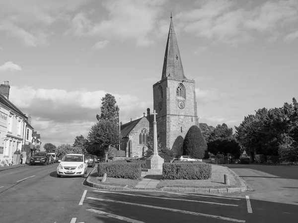 Village Green em Tanworth em Arden em preto e branco — Fotografia de Stock