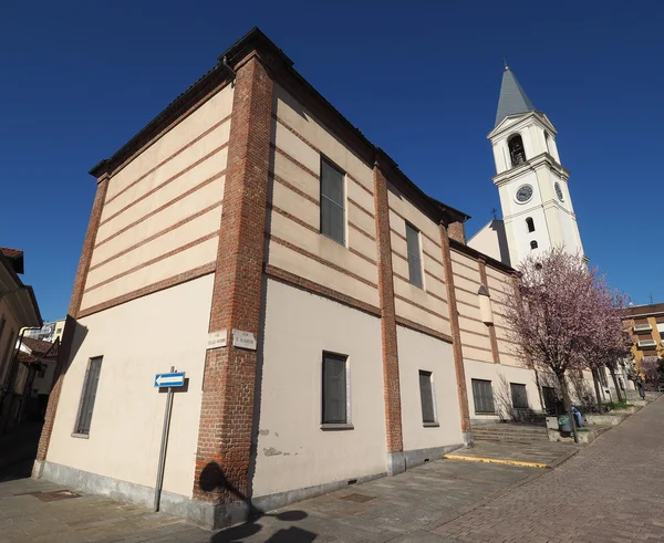 Сан-П'єтро-Vincoli (Святого Петра в ланцюзі) церкви в місті Settimo Tor — стокове фото