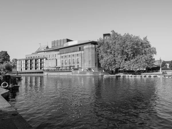 Teatro Royal Shakespeare en Stratford upon Avon en negro y wh — Foto de Stock