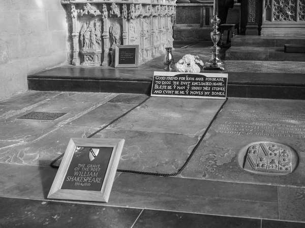 Shakespeare grave in Stratford upon Avon in black and white — Stockfoto