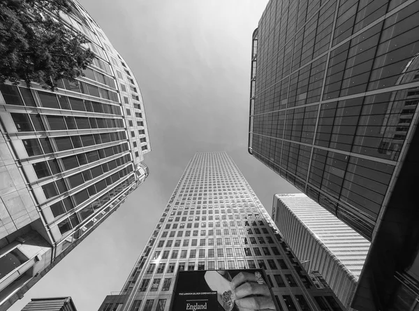 Canary Wharf a Londra in bianco e nero — Foto Stock