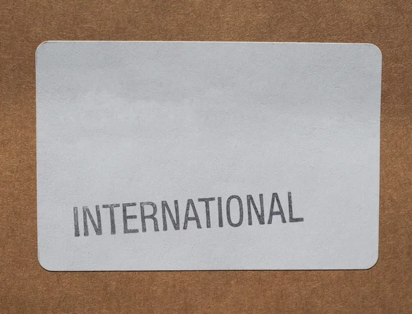 Étiquette internationale sur paquet — Photo