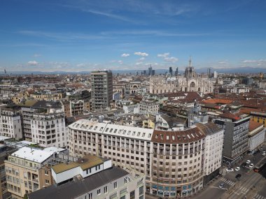 Milan, İtalya 'nın havadan görünüşü