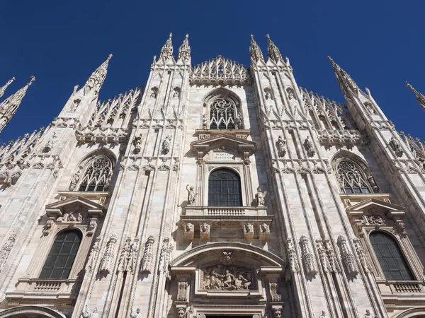 Дуомо ді Мілано собору Мілана — стокове фото