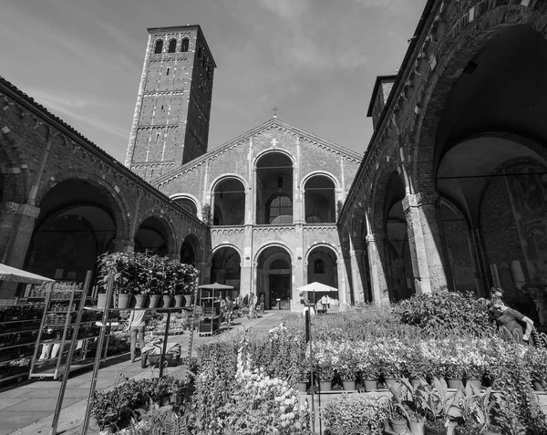 Église Sant Ambrogio à Milan — Photo