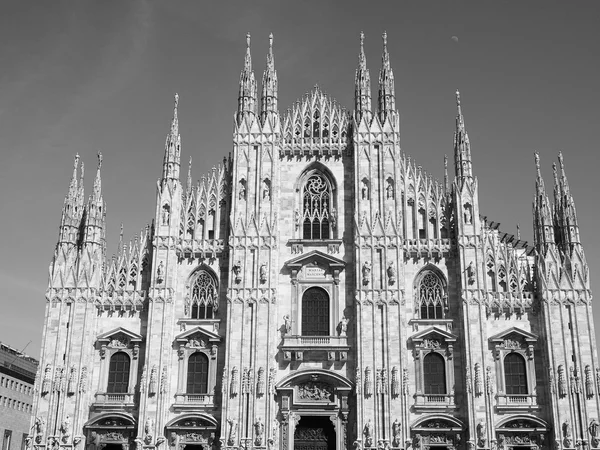 Duomo di Milano kathedraal in Milaan — Stockfoto