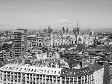 Milan, İtalya 'nın havadan görünüşü