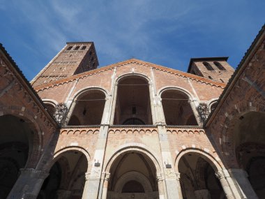 Milan Sant Ambrogio kilisede