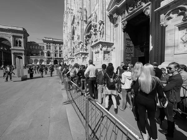 Собор Дуомо в Милане — стоковое фото