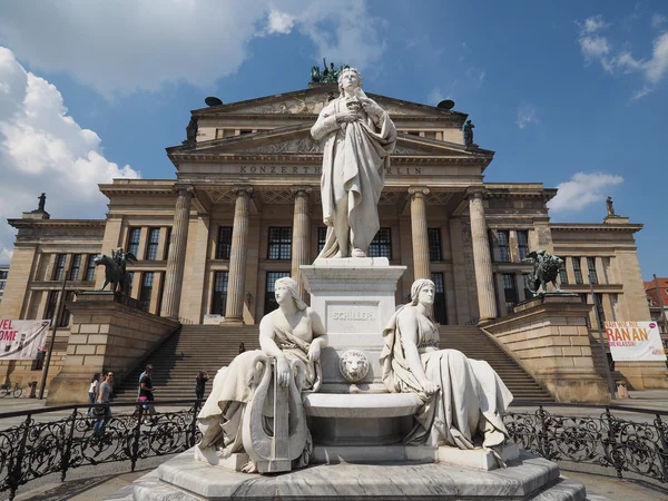 Statua Schiller davanti alla Konzerthaus di Berlino — Foto Stock