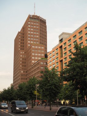 Berlin'deki Kollhoff Kulesi